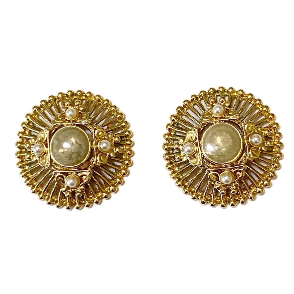 Vintage Earrings 70s 80s Intricate Round Gold Tone Pearls Opals